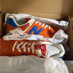 New Balance 574 Orange & Blue Shoe Box Label